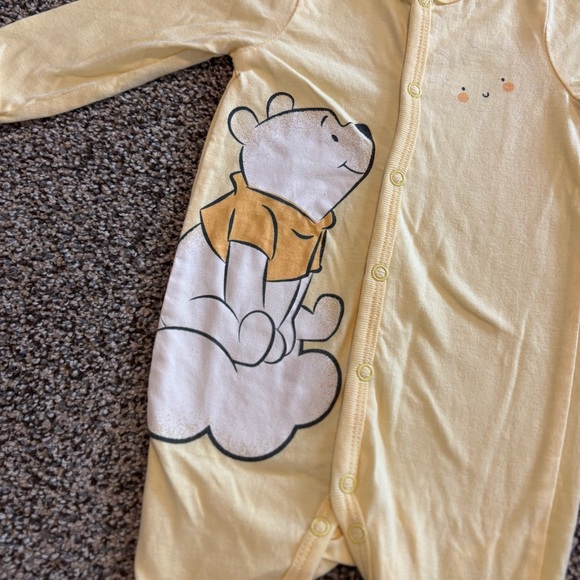 6-9mo Disney Baby Winnie the Pooh One-Piece Footies Sleepers Set Lot of 2 Yellow - Picture 7 of 8